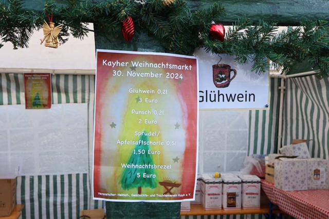 Weihnachtsmarkt Stand vom Veranstalter Heimat-Geschichts-und-Trachtenverein Kayh